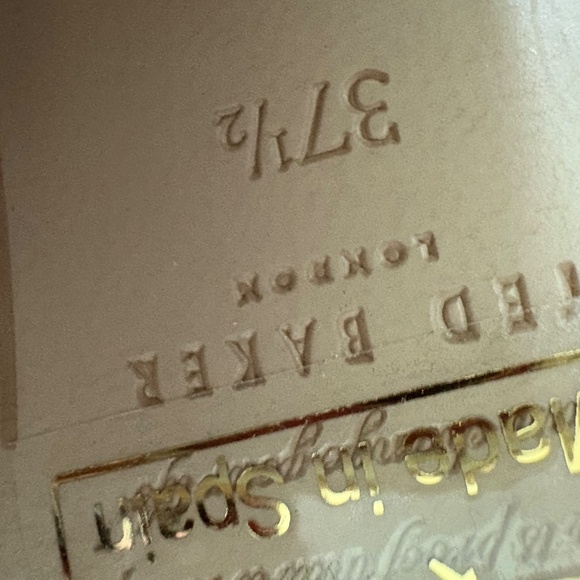 Ted Baker heels - Picture 7 of 9